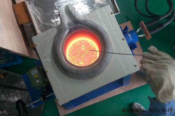 铜熔化炉-全方位自动?；は低?></div>
          <div   id=