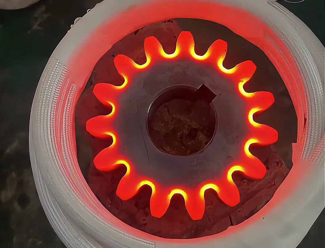 海拓 60kW 高频加热淬火机齿轮试样实测：80mm 齿轮边牙硬度达标 50HRC，数据说话！