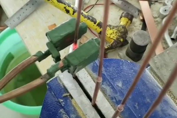 手持式高频加热机，高频焊机是焊接铜管工具